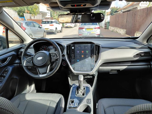 סובארו קרוסטרק