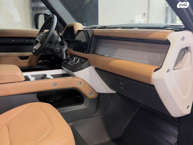 לנד רובר דיפנדר