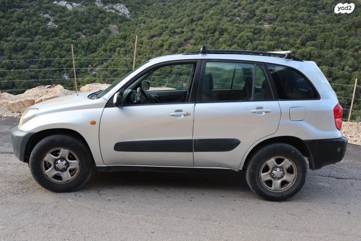מודעת רכב טויוטה RAV4