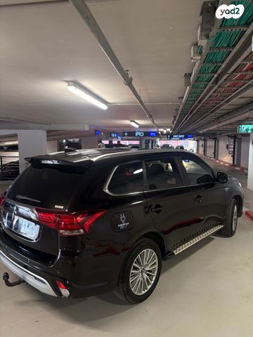 מיצובישי אאוטלנדר