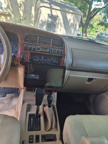 איסוזו טרופר