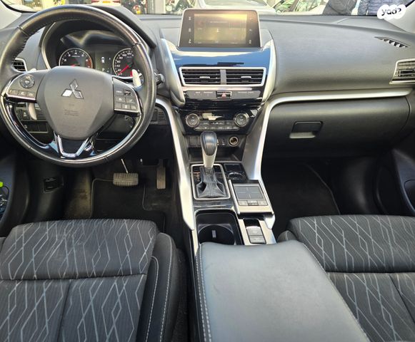 מיצובישי אקליפס קרוס