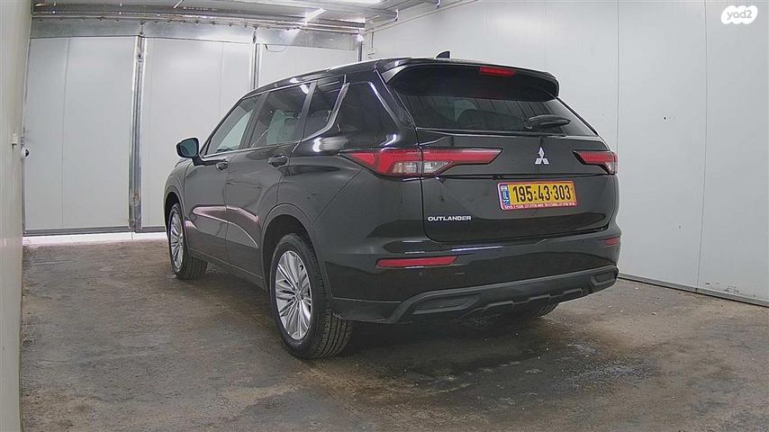 מיצובישי אאוטלנדר