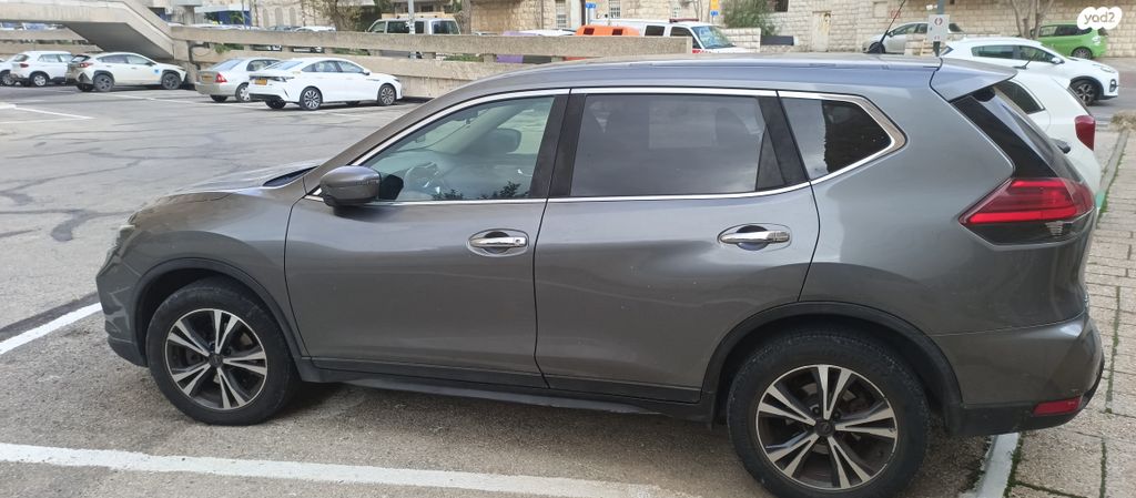 ניסאן אקס טרייל