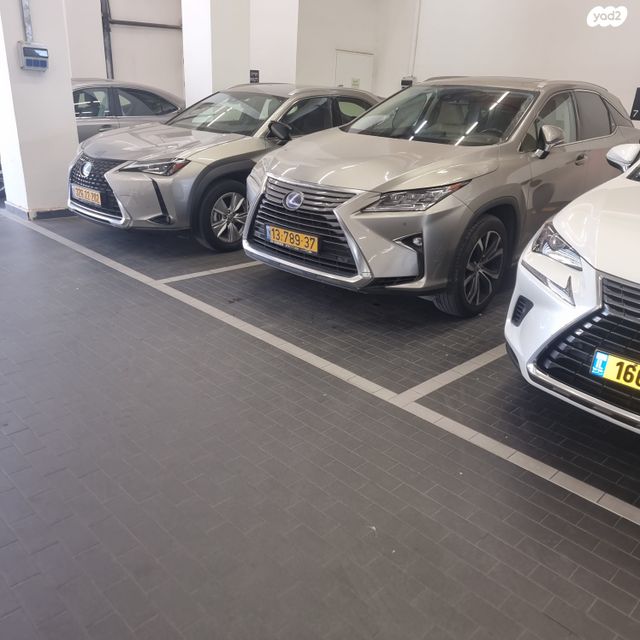 מודעת רכב לקסוס RX