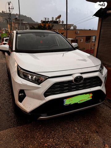 טויוטה RAV4
