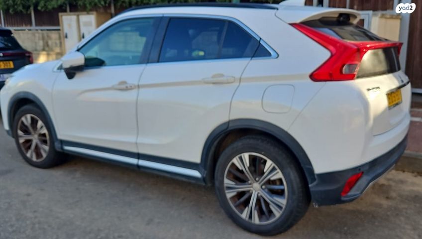 מודעת רכב מיצובישי אקליפס קרוס