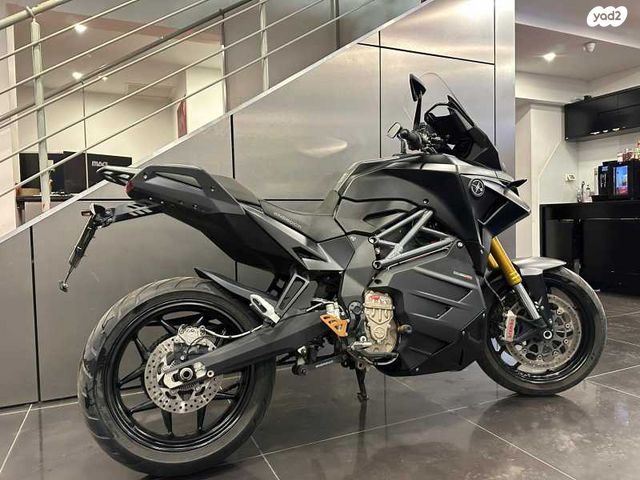 אנרג'יקה EsseEsse9