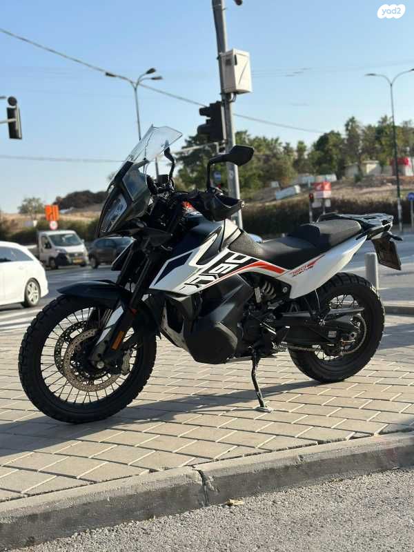 KTM Adventure 790
