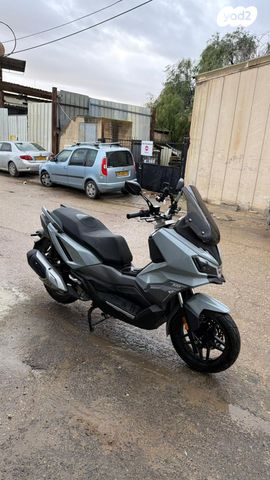 סאן יאנג ADX 300
