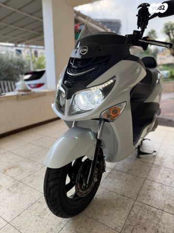 סאן יאנג ג'וי רייד 200