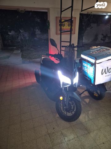 מודעת רכב VOGE SR1