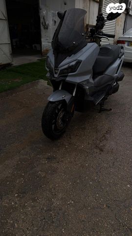 סאן יאנג ADX 300