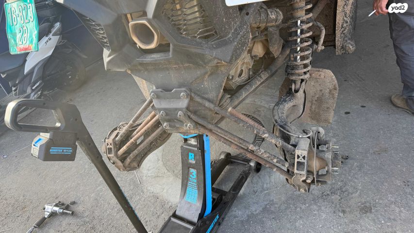 בומברדיר/קאן אם