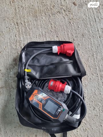 feedItemObj.data.row_1