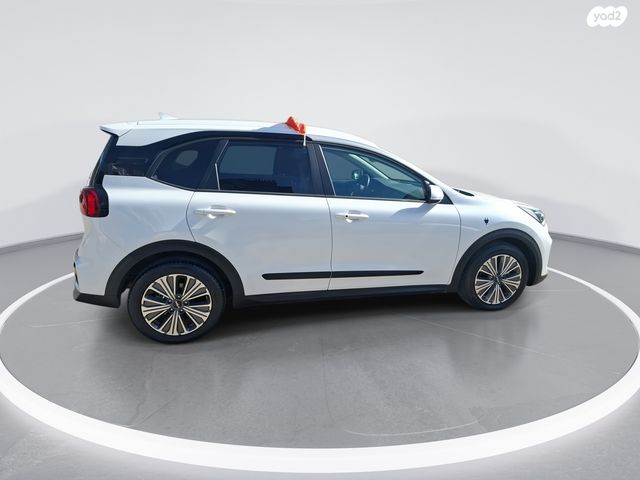 קיה נירו פלוס