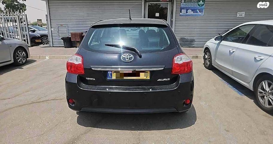מודעת רכב טויוטה אוריס