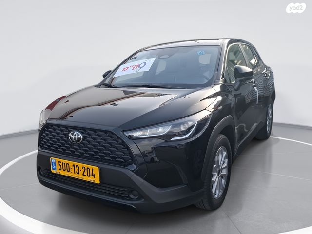 מודעת רכב טויוטה קורולה קרוס