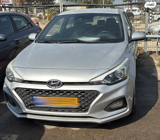 מודעת רכב יונדאי i20