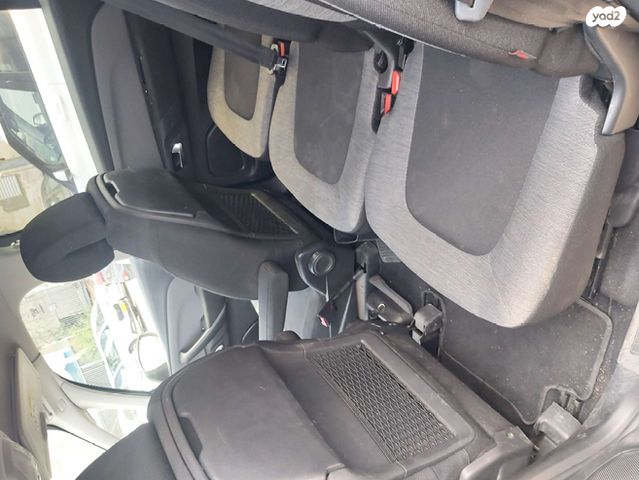 מודעת רכב סיטרואן C4 פיקאסו 2