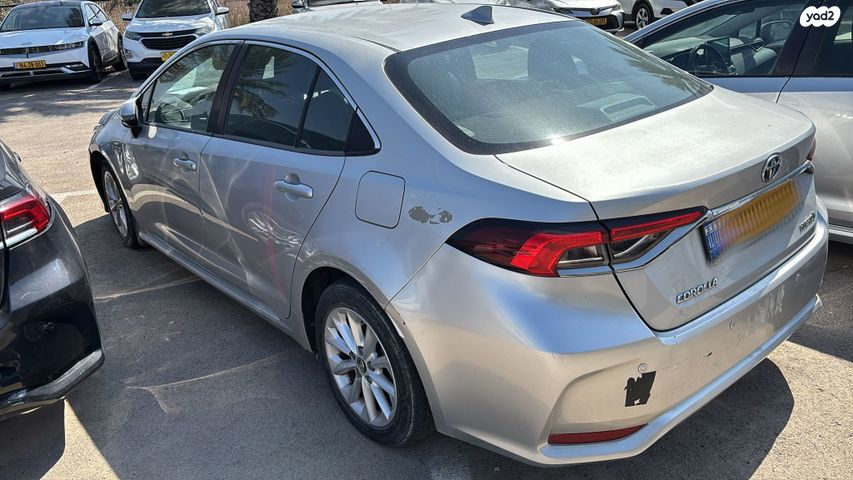 טויוטה קורולה