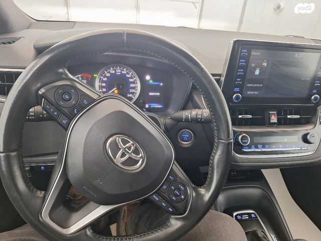 טויוטה קורולה