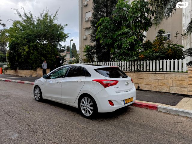 יונדאי i30