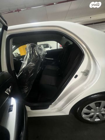 טויוטה קורולה