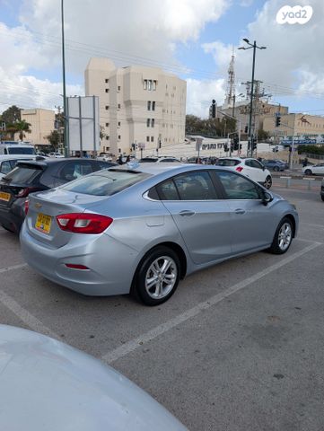 שברולט קרוז