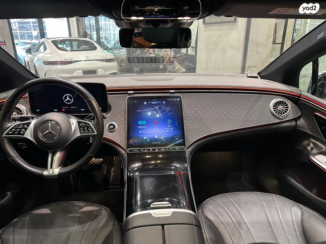 מרצדס-בנץ EQE