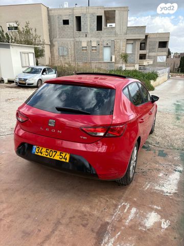 מודעת רכב סיאט לאון