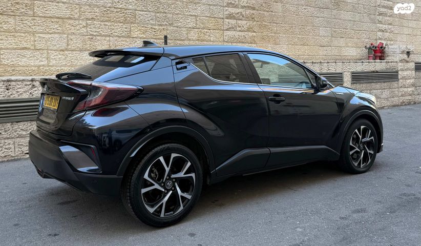 טויוטה C-HR