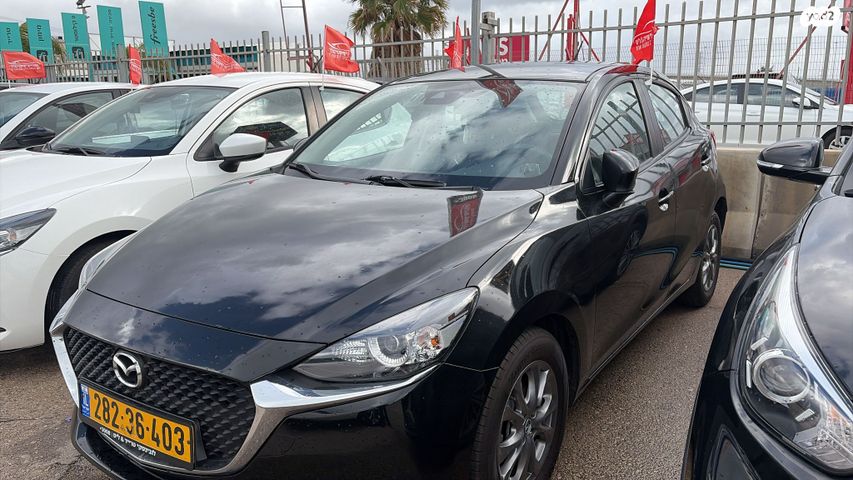 מודעת רכב מאזדה 2