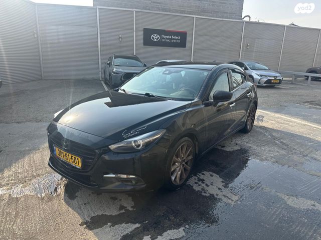 מודעת רכב מאזדה 3