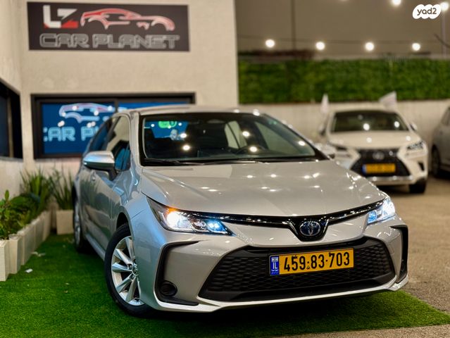 טויוטה קורולה