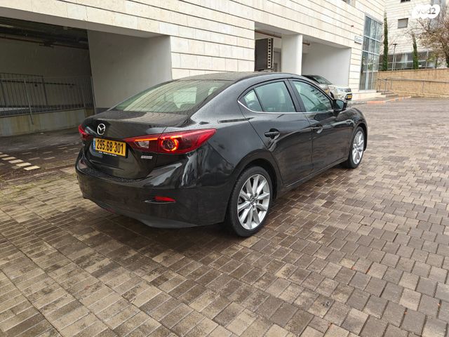 מאזדה 3