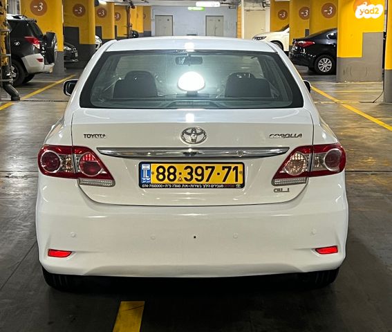 טויוטה קורולה