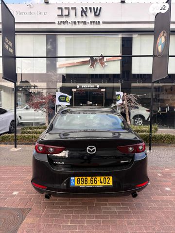 מאזדה 3