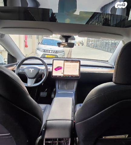 טסלה מודל Y