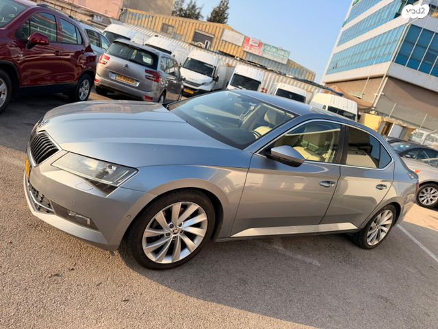 סקודה סופרב