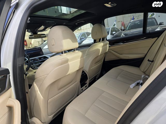 מודעת רכב ב מ וו סדרה 5