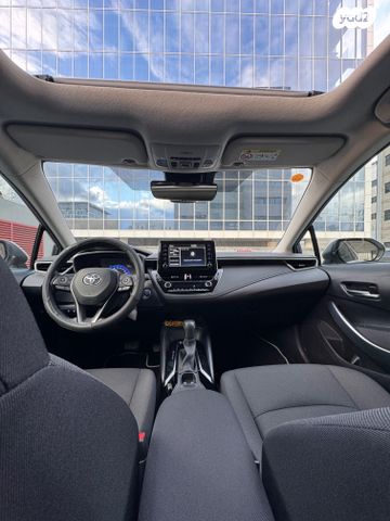 טויוטה קורולה