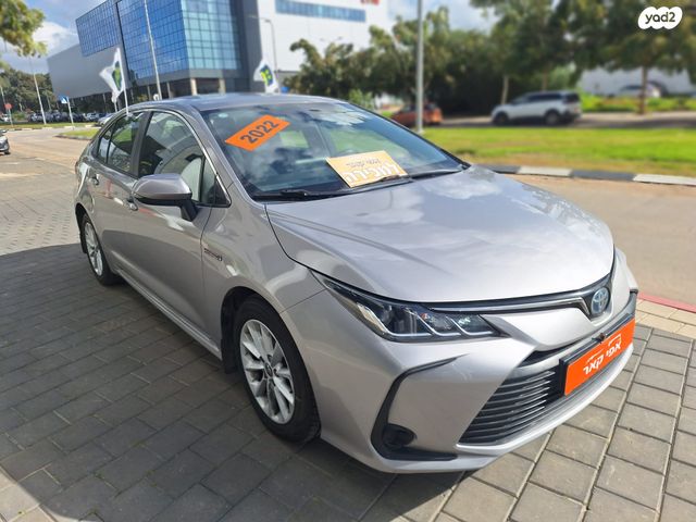 טויוטה קורולה