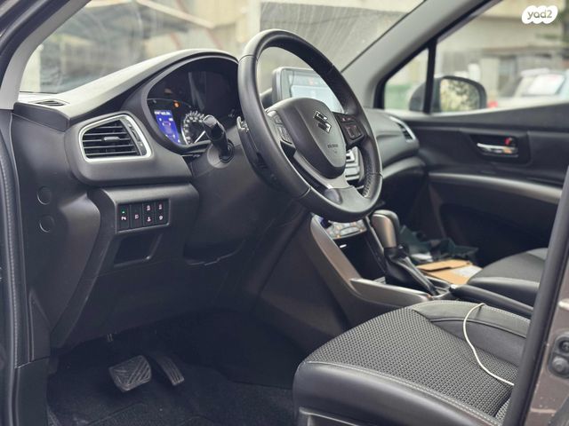 סוזוקי S-Cross