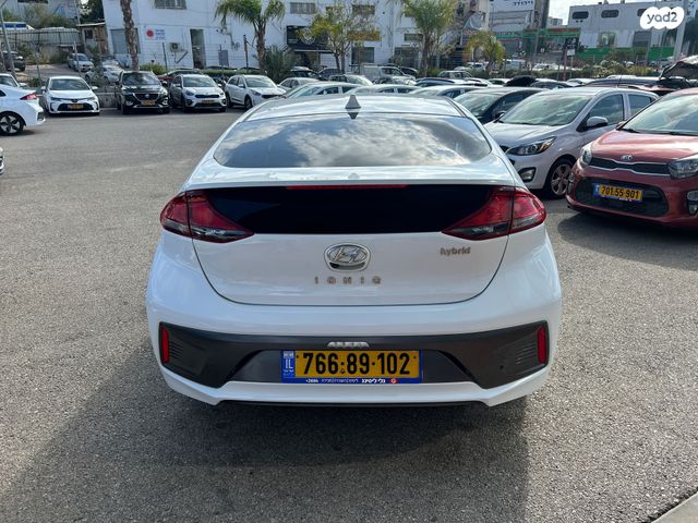 יונדאי איוניק