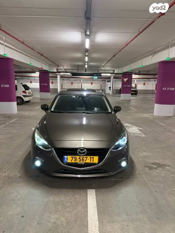 מאזדה 3