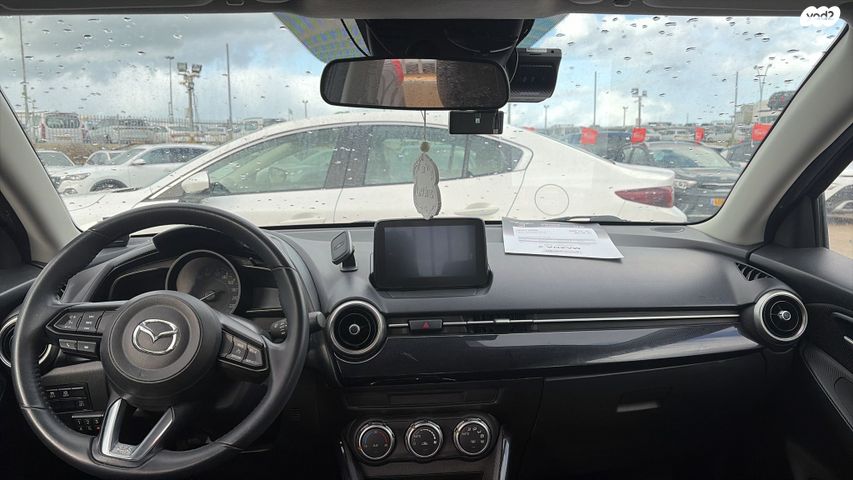 מודעת רכב מאזדה 2 2