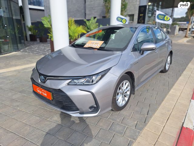 מודעת רכב טויוטה קורולה