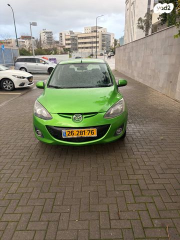 מודעת רכב מאזדה 2