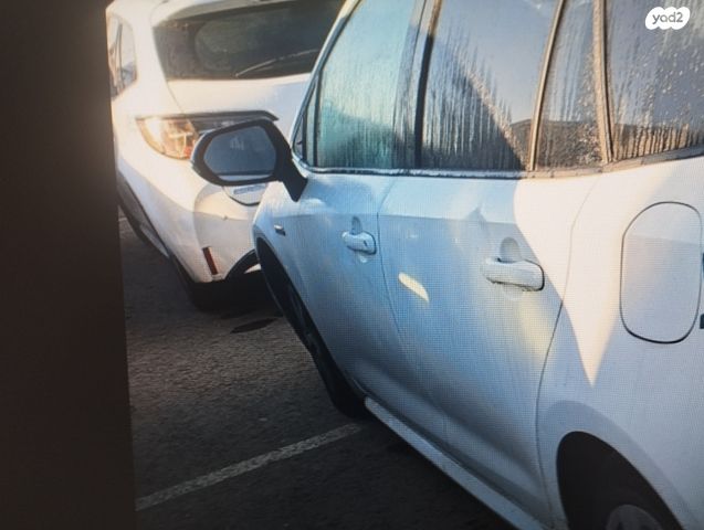 מודעת רכב טויוטה קורולה